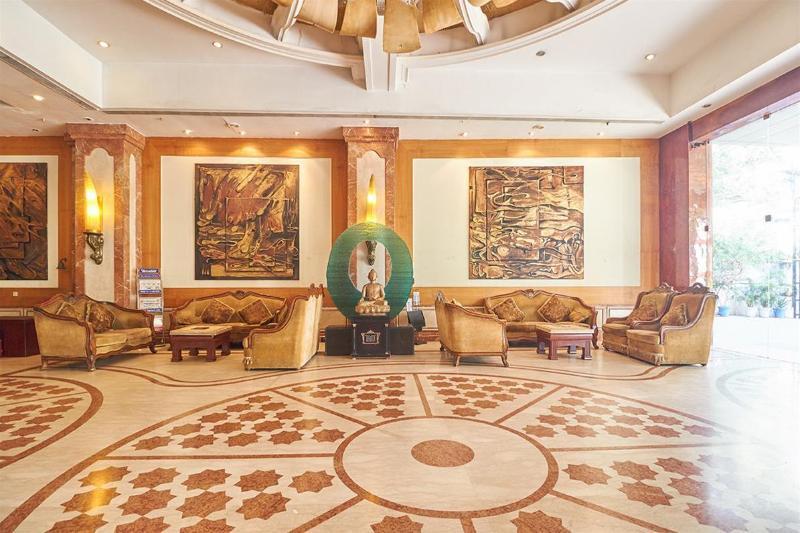 The Checkers Hotel Chennai Exterior photo