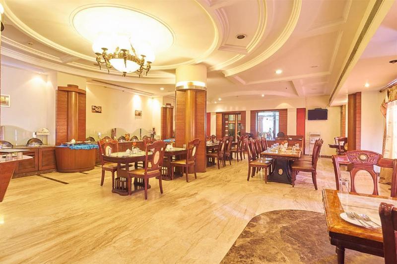 The Checkers Hotel Chennai Exterior photo