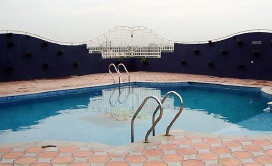 The Checkers Hotel Chennai Exterior photo